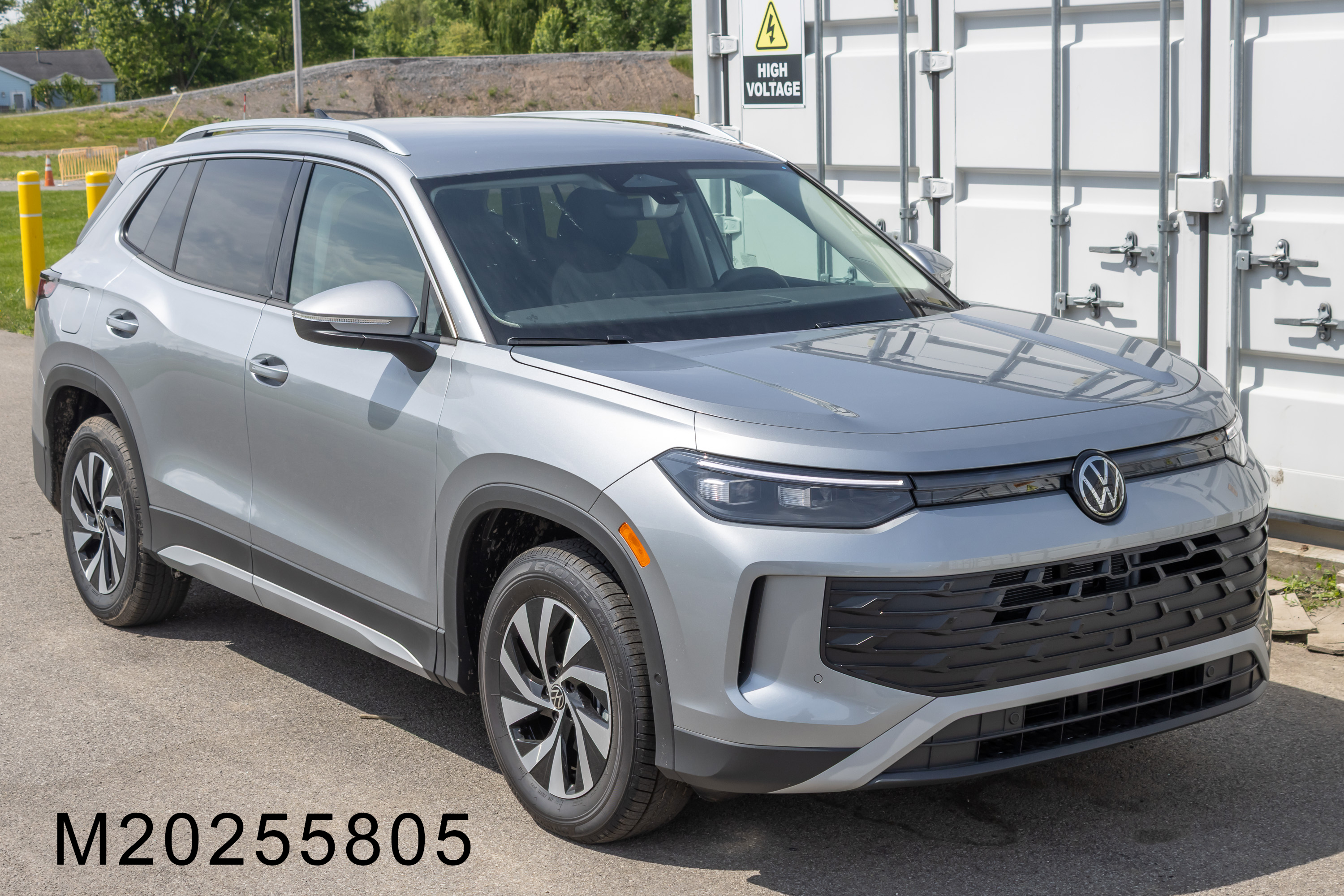 2025 VOLKSWAGEN TIGUAN crash image