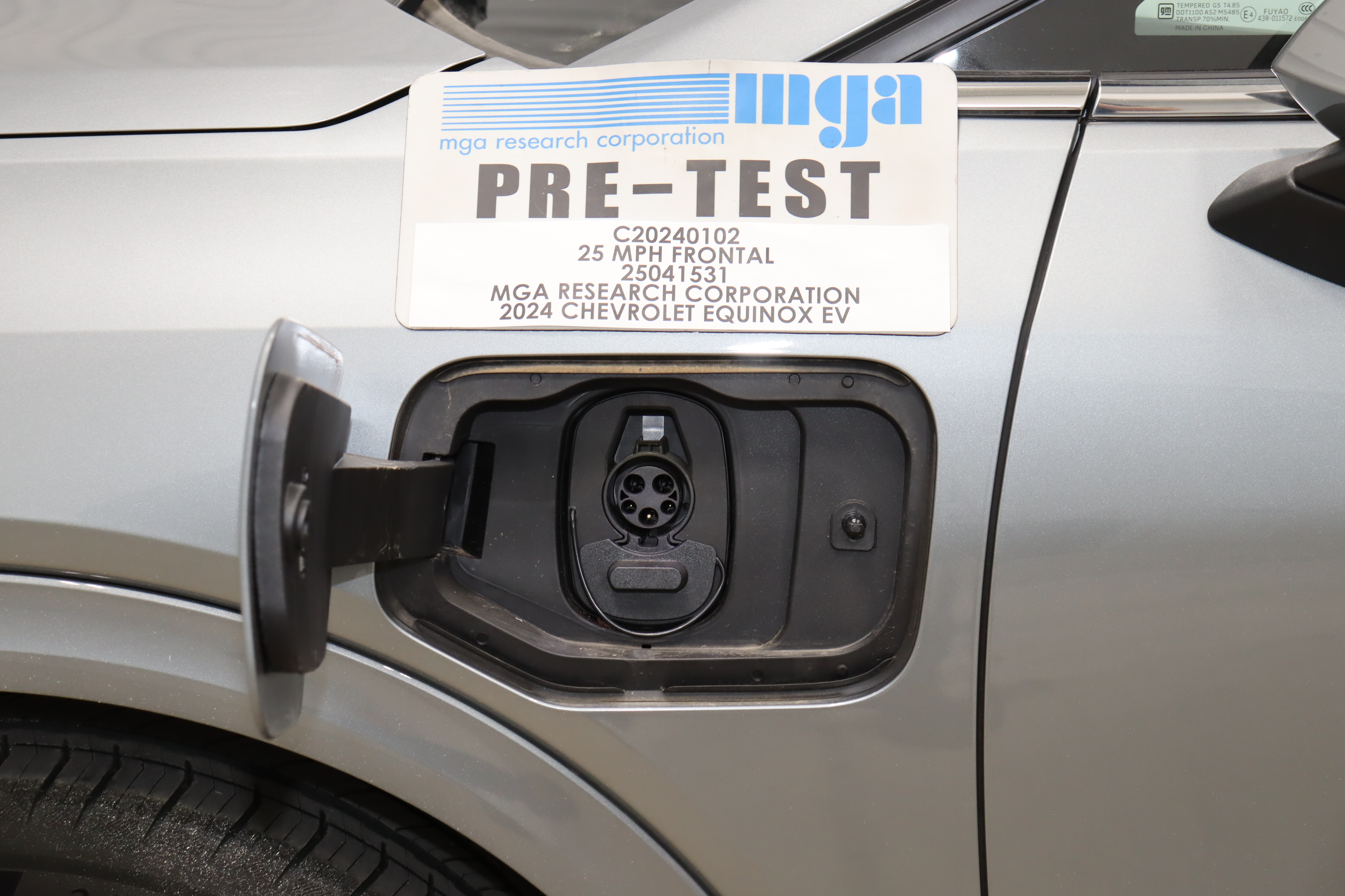 2024 CHEVROLET EQUINOX EV crash image 16