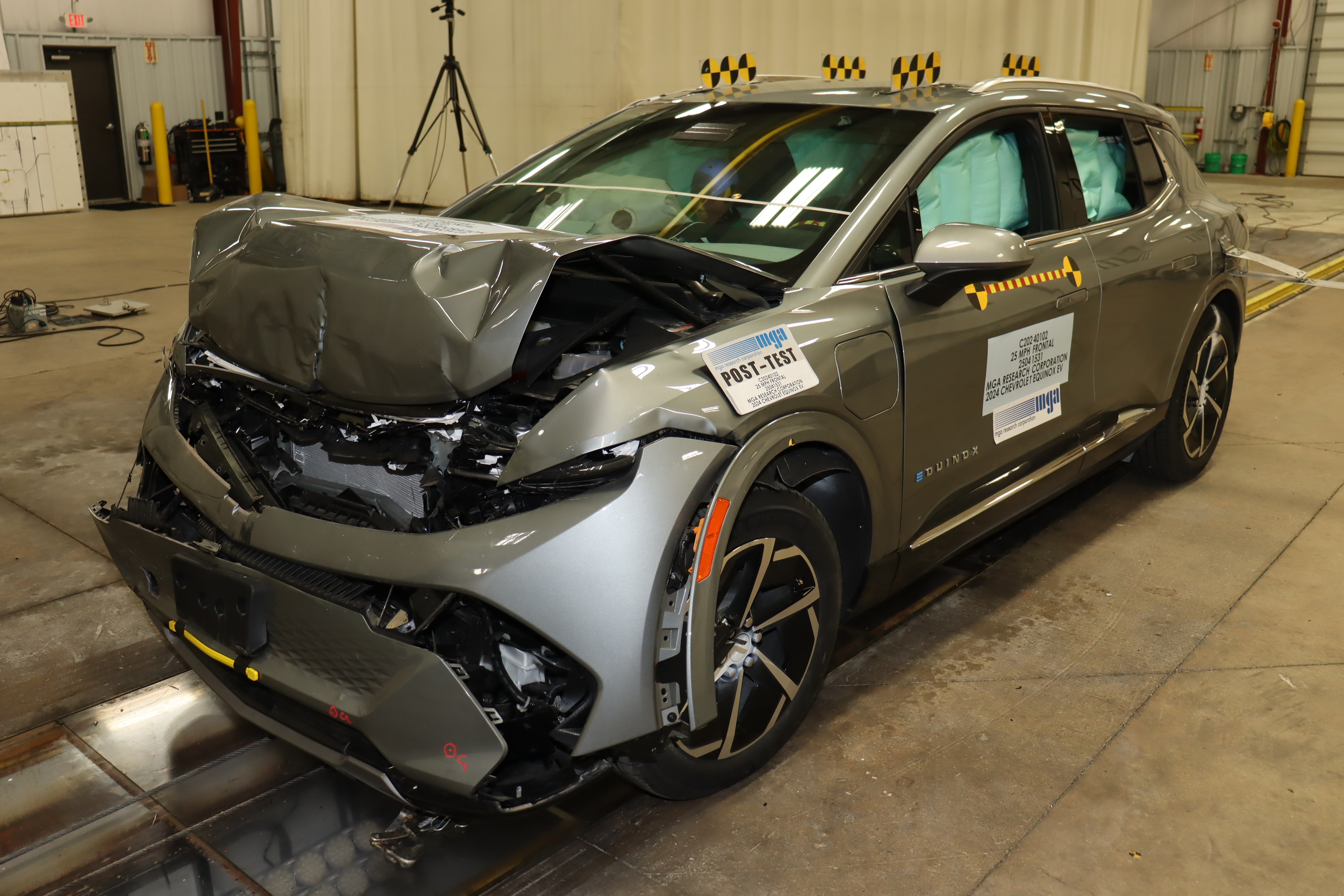 2024 CHEVROLET EQUINOX EV crash image 2