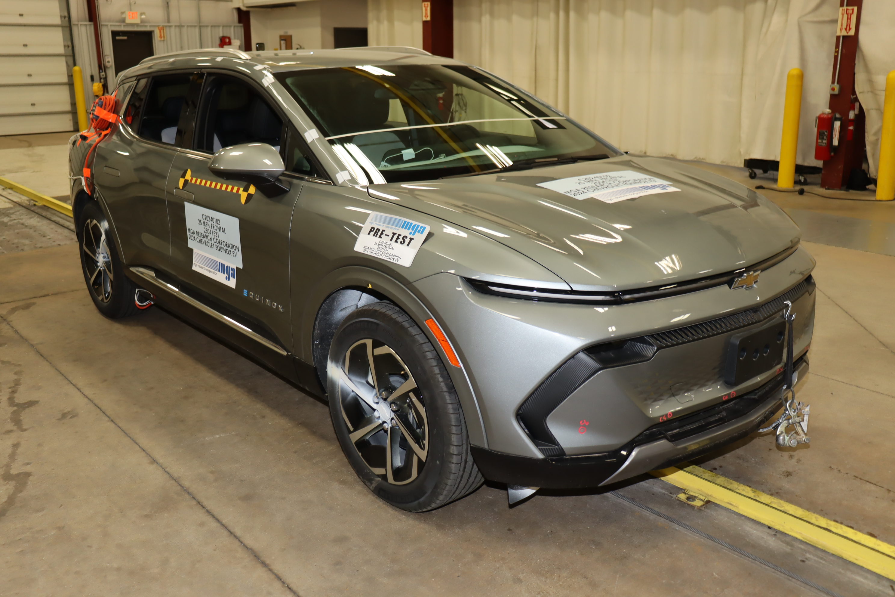 2024 CHEVROLET EQUINOX EV crash image 3