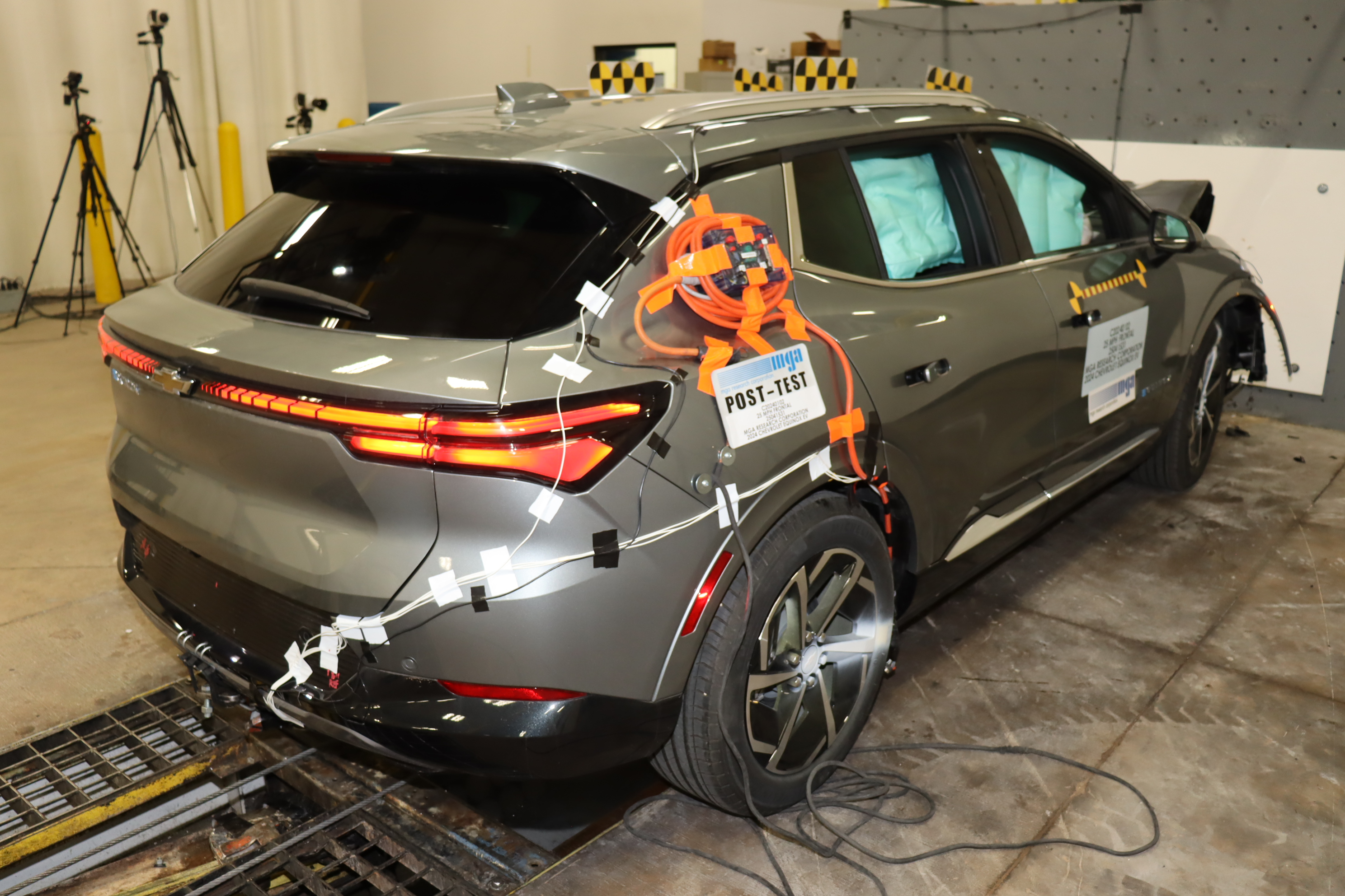 2024 CHEVROLET EQUINOX EV crash image 6
