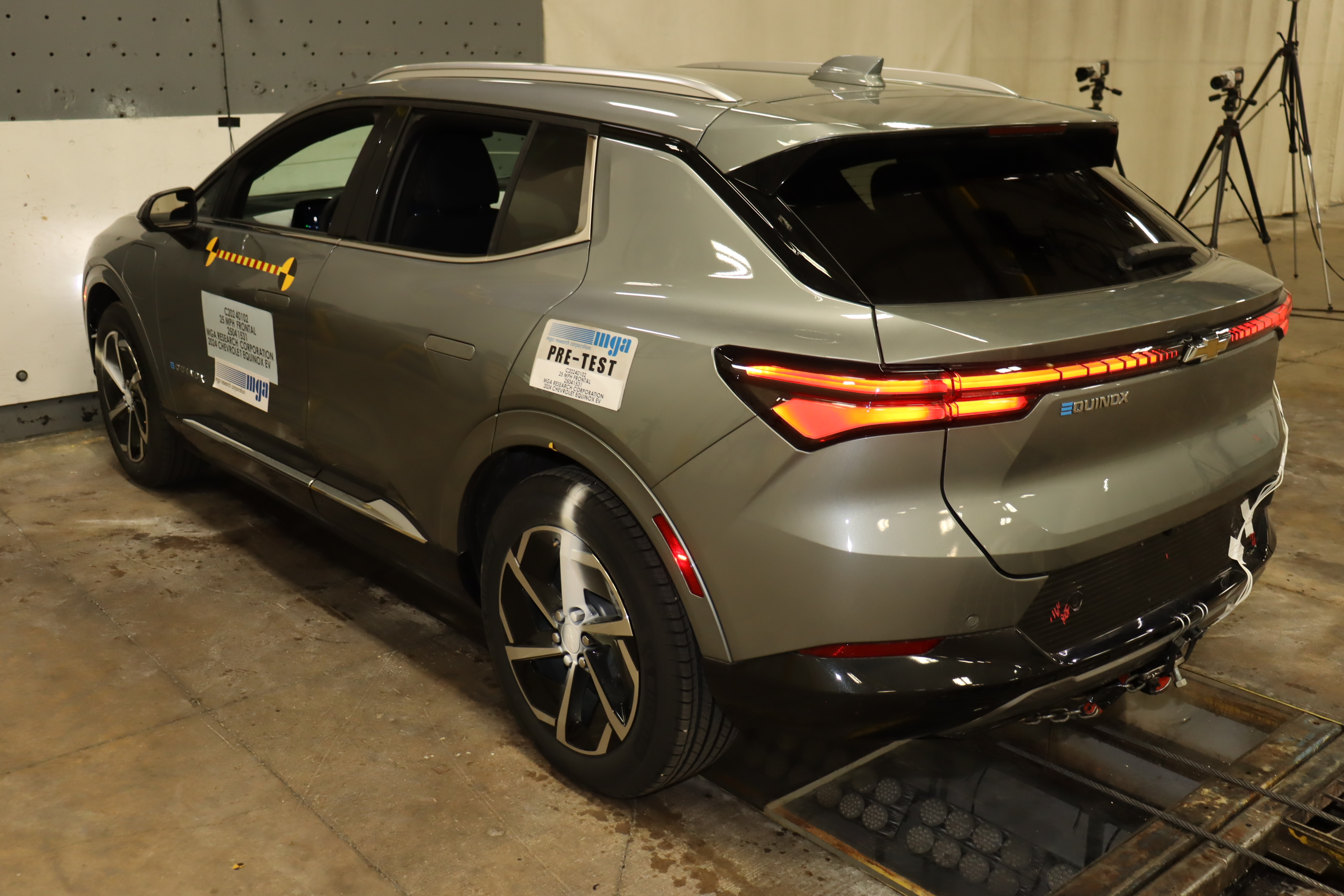 2024 CHEVROLET EQUINOX EV crash image 7