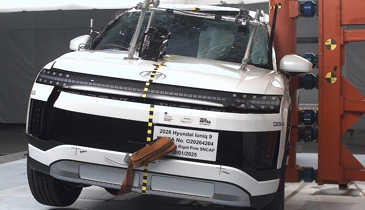 2026 HYUNDAI IONIQ 9 crash image