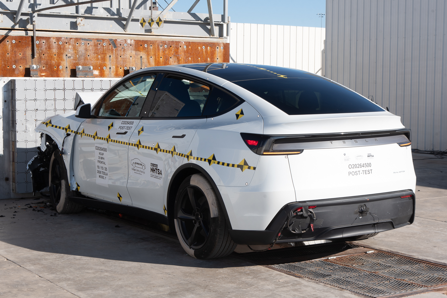 2026 TESLA MODEL Y crash image 17