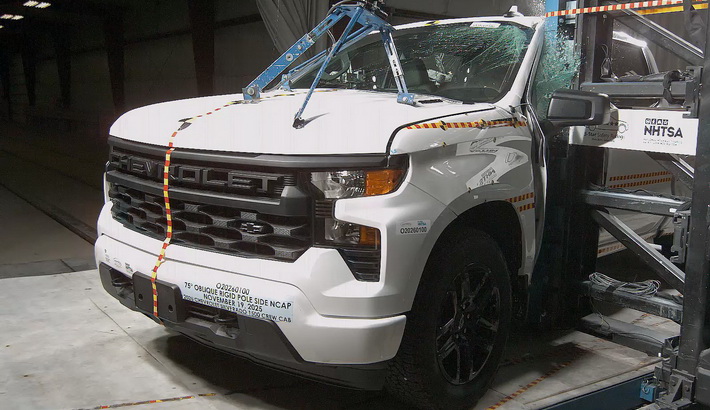 2026 CHEVROLET SILVERADO 1500 crash image