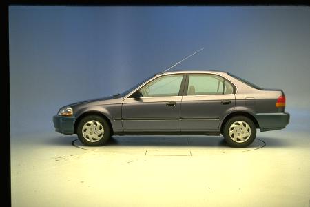 1997 HONDA CIVIC crash-test photo
