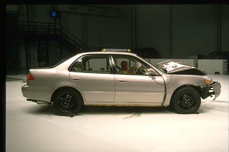 1998 TOYOTA COROLLA crash image 9