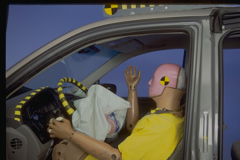1999 HONDA ODYSSEY crash image 19