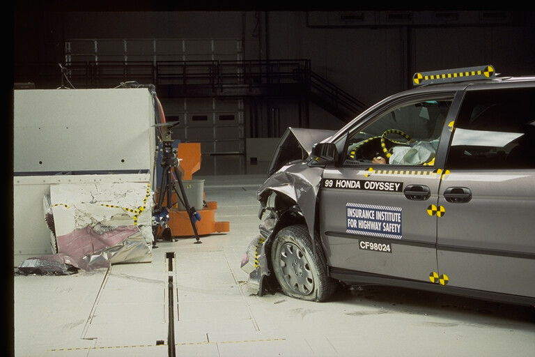 1999 HONDA ODYSSEY crash image 6