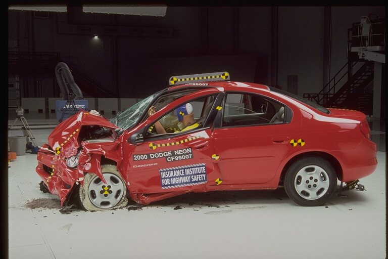 2000 DODGE NEON crash image 13