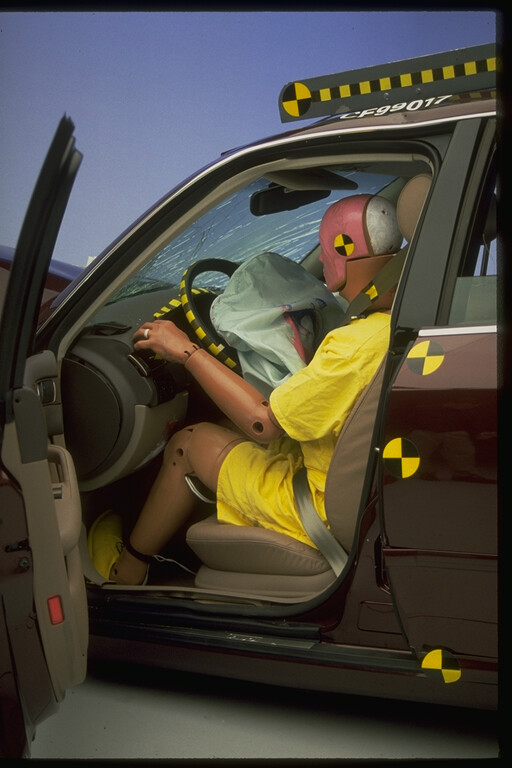 1999 AUDI A6 crash image 24