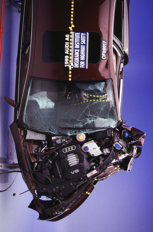 1999 AUDI A6 crash image 4