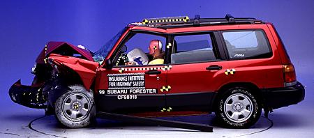 1999 SUBARU FORESTER crash-test photo