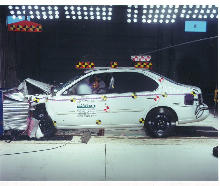 2000 NISSAN ALTIMA crash image