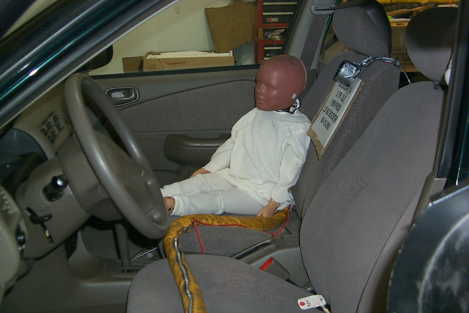 1999 GEO PRIZM crash image
