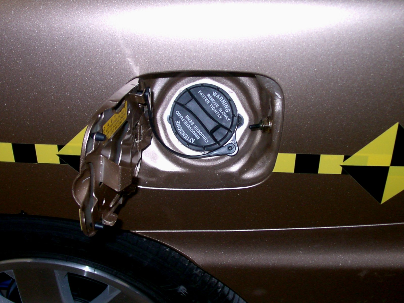 2002 KIA RIO crash image 19