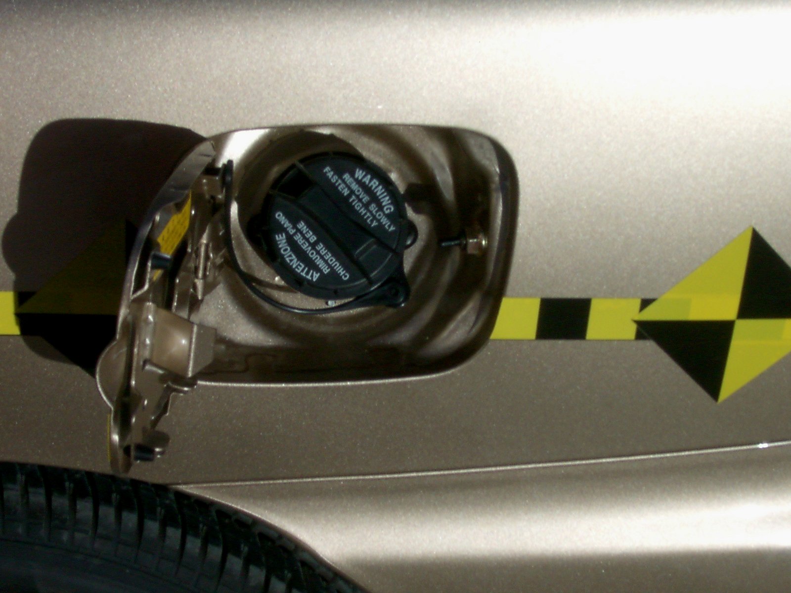 2002 KIA RIO crash image 20