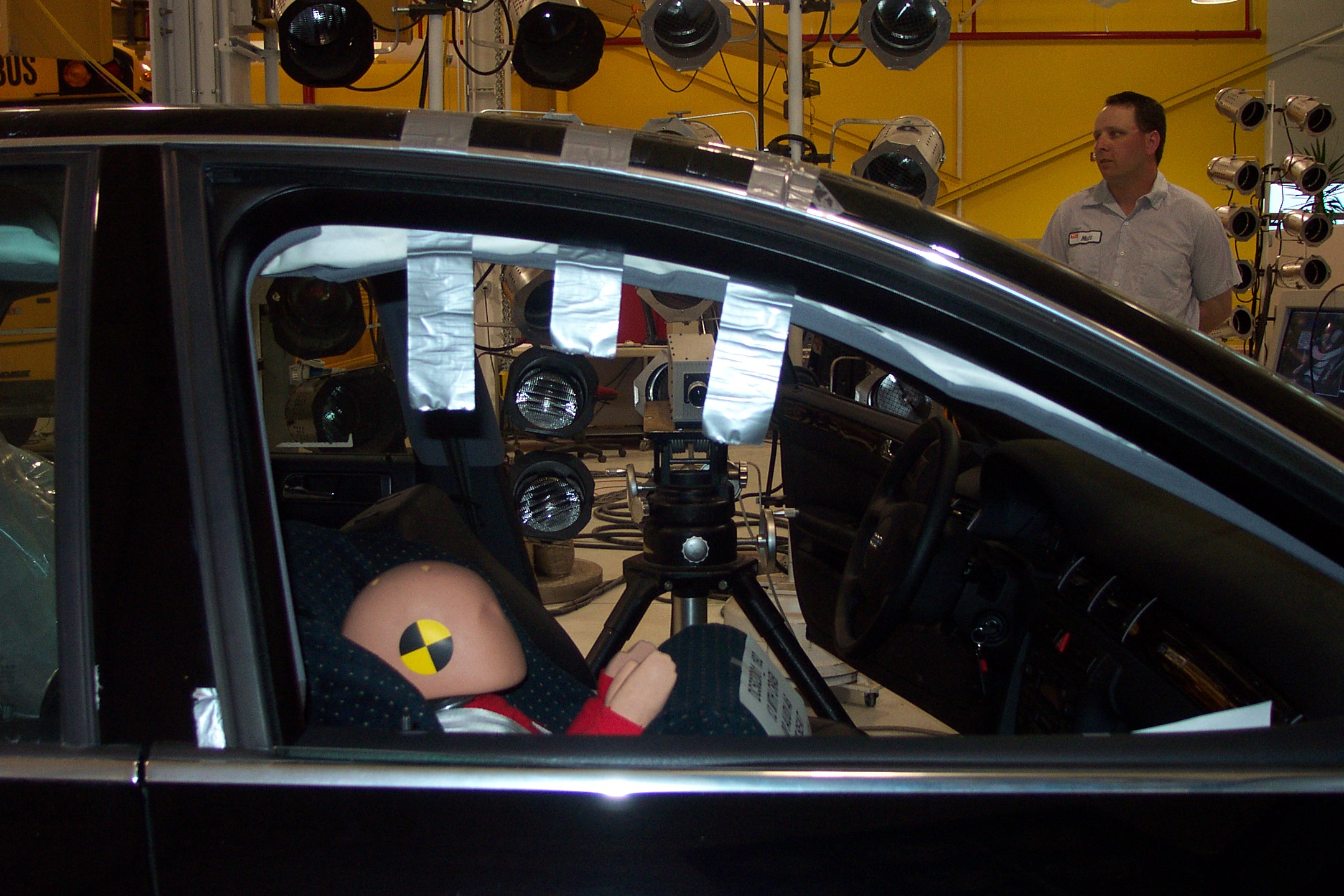 2000 NISSAN MAXIMA crash image