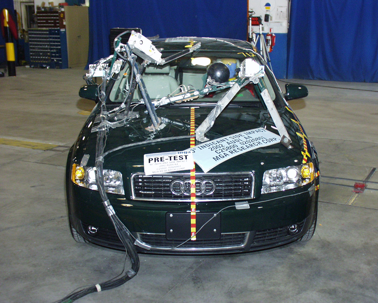 2002 AUDI A4 crash image