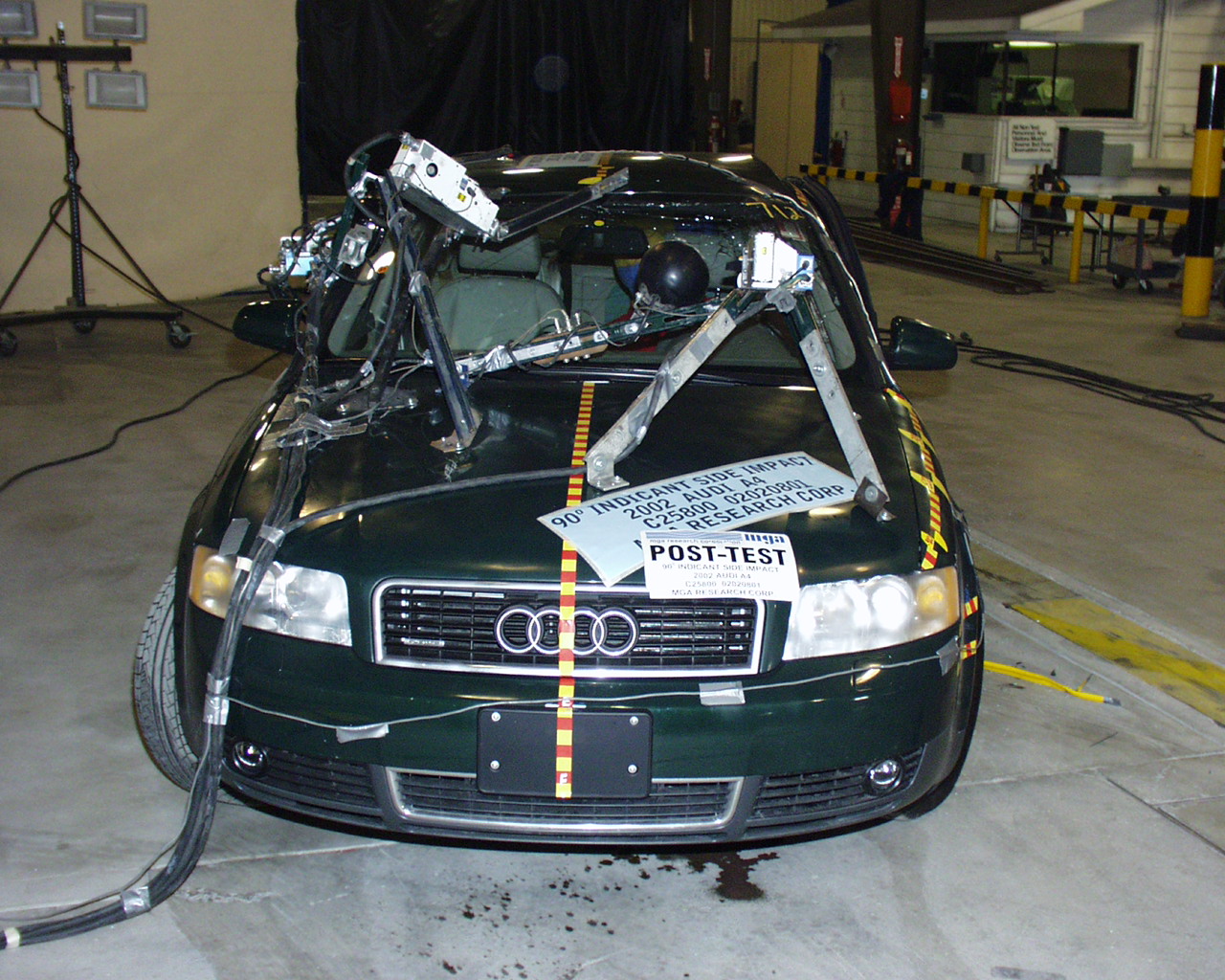2002 AUDI A4 crash image 2