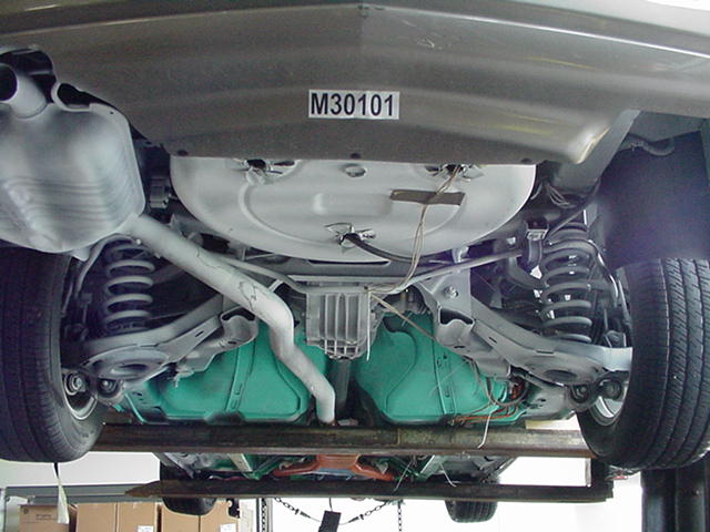 2003 CADILLAC CTS crash image 13