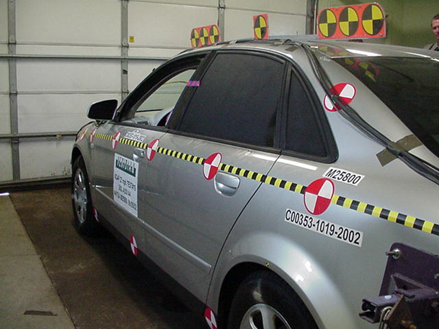 2002 AUDI A4 crash image 13