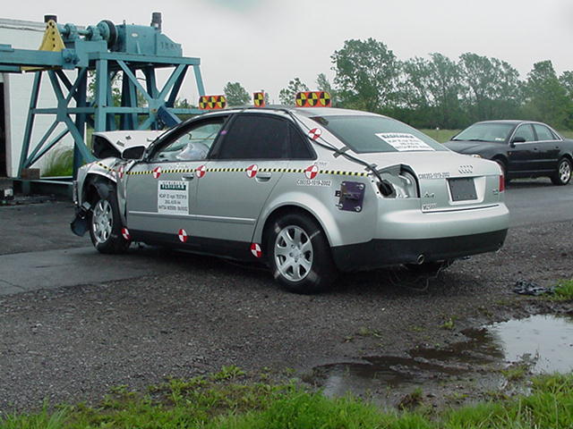 2002 AUDI A4 crash image 9