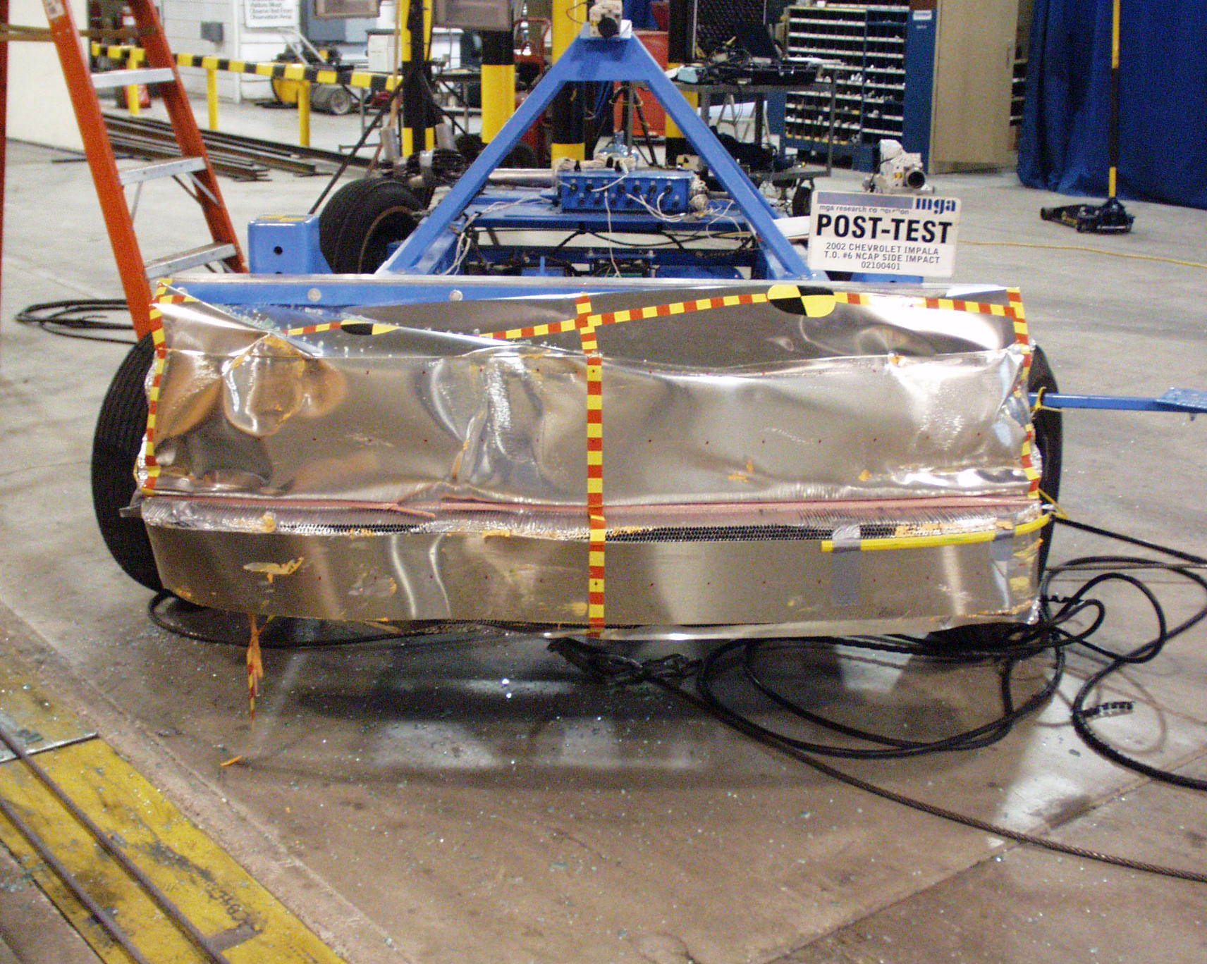 2002 CHEVROLET IMPALA crash image 16
