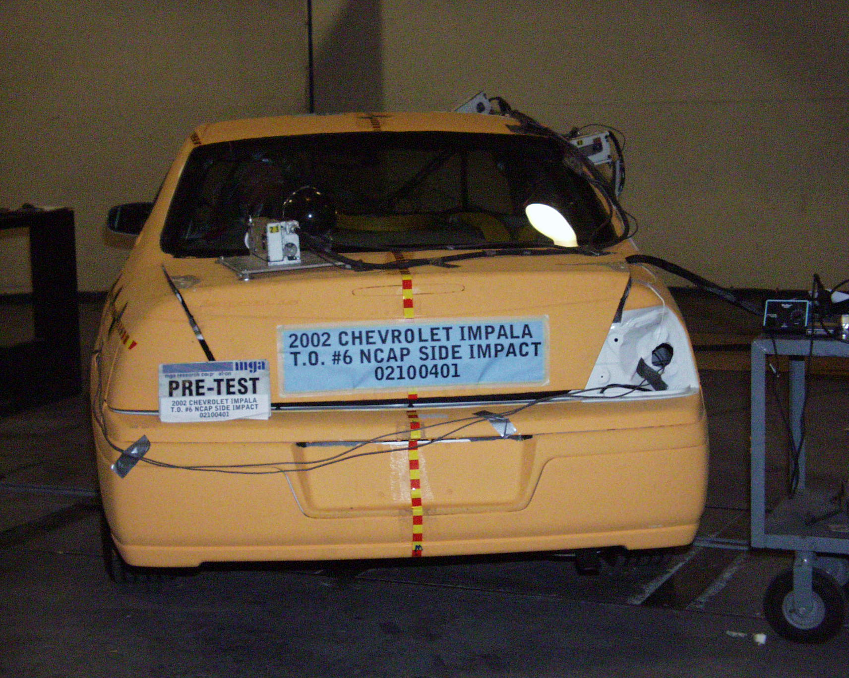 2002 CHEVROLET IMPALA crash image 3