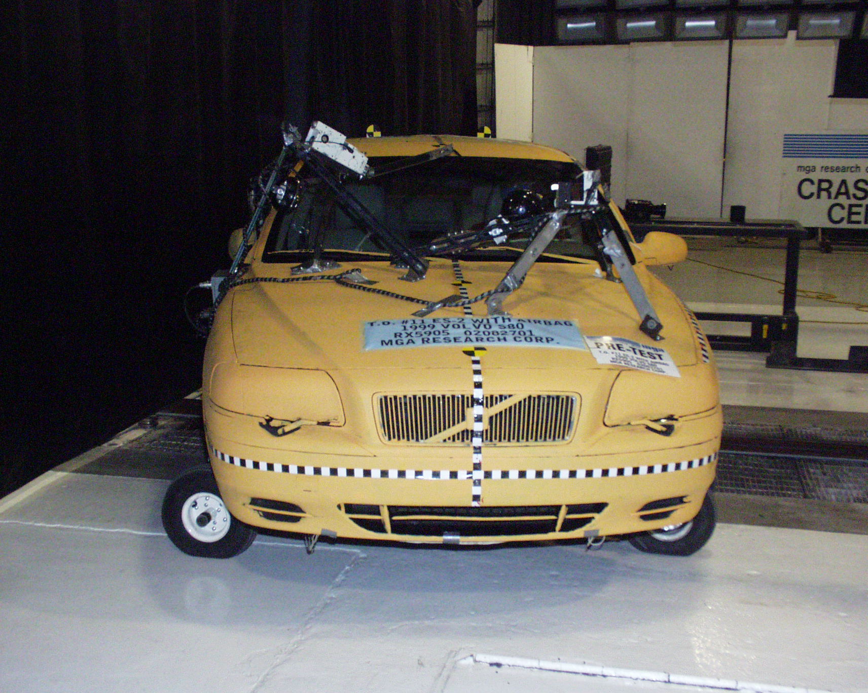 1999 VOLVO S80 crash image