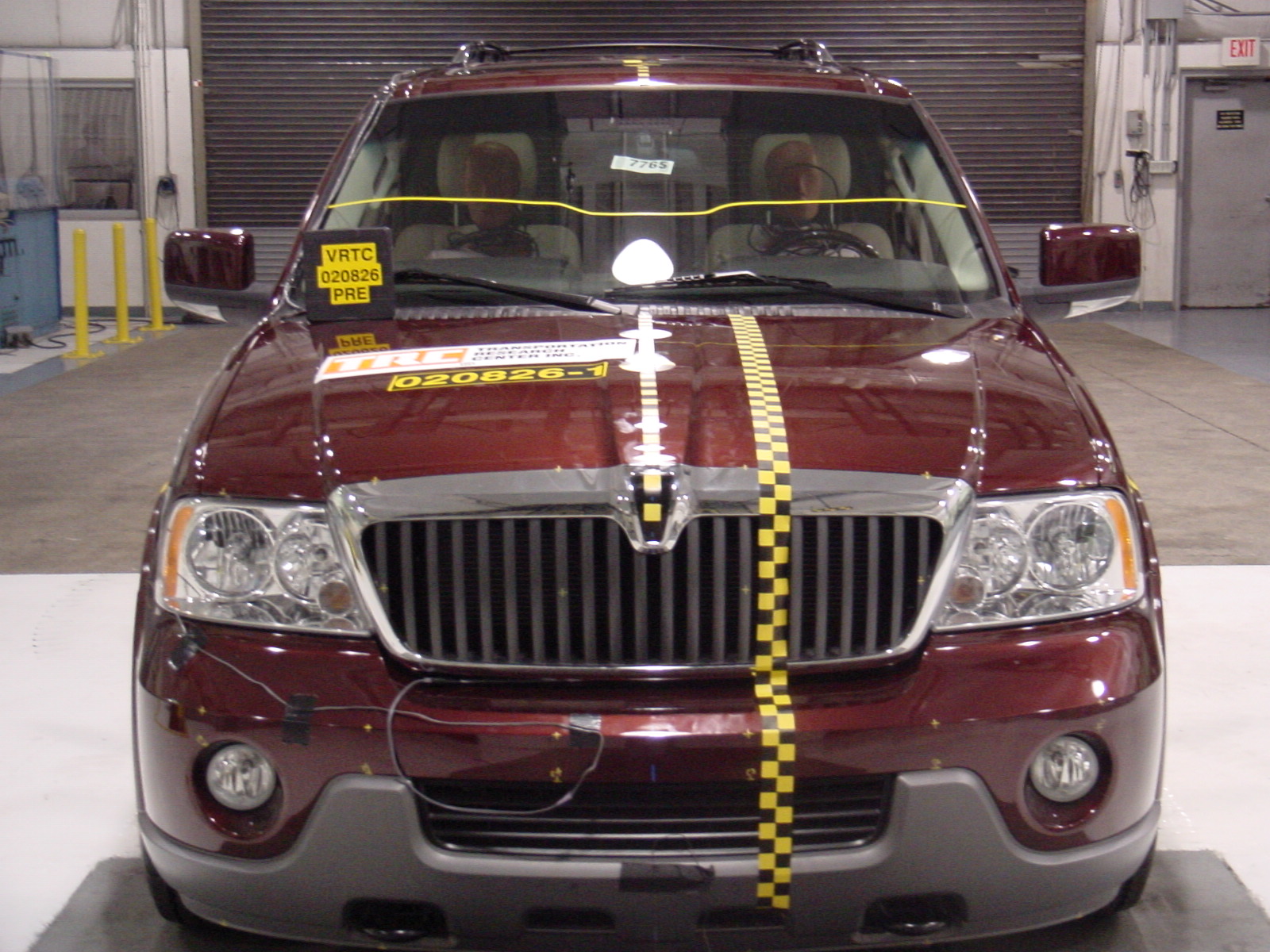 2003 LINCOLN NAVIGATOR crash image