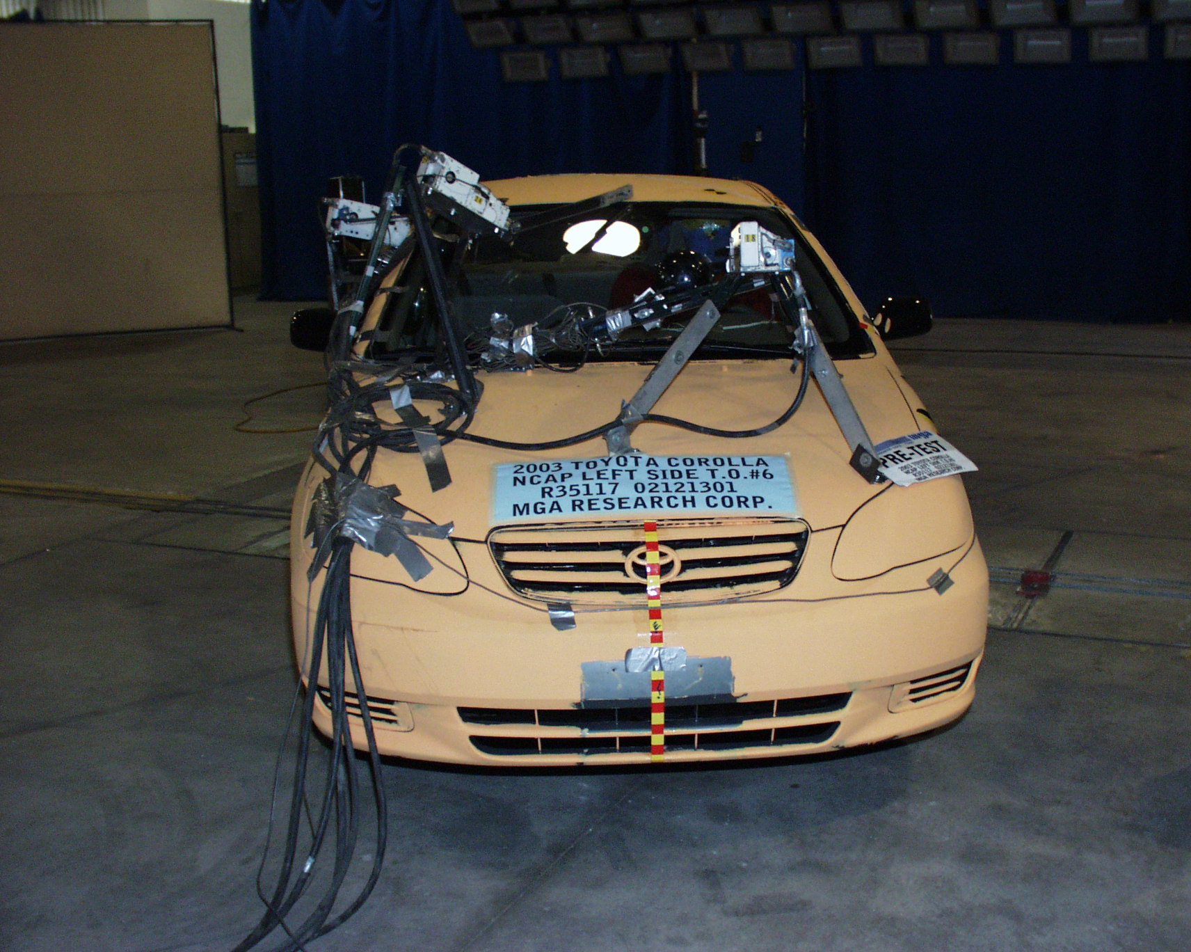 2003 TOYOTA COROLLA crash image