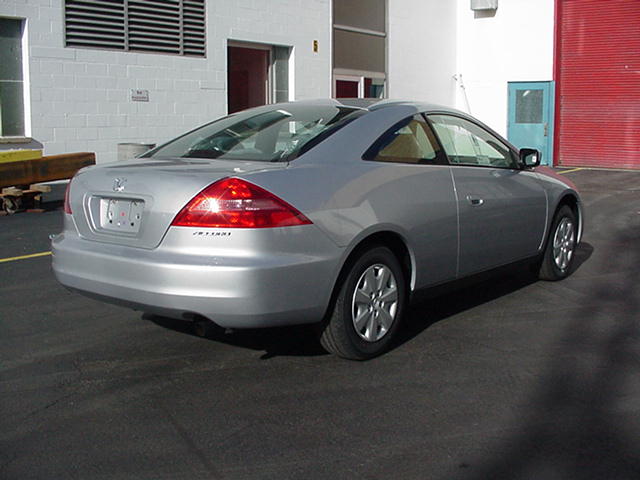2003 HONDA ACCORD crash image 6