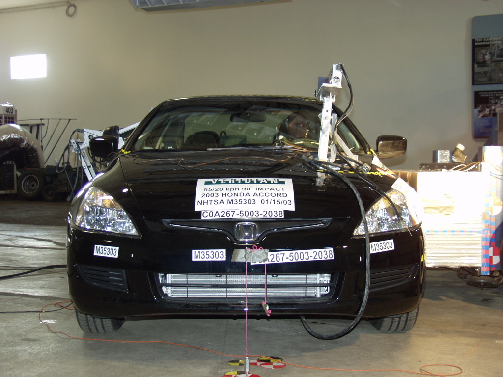 2003 HONDA ACCORD crash image 13