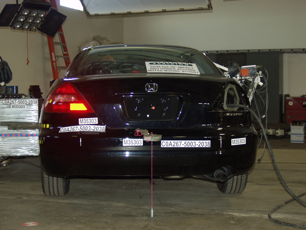 2003 HONDA ACCORD crash image 14