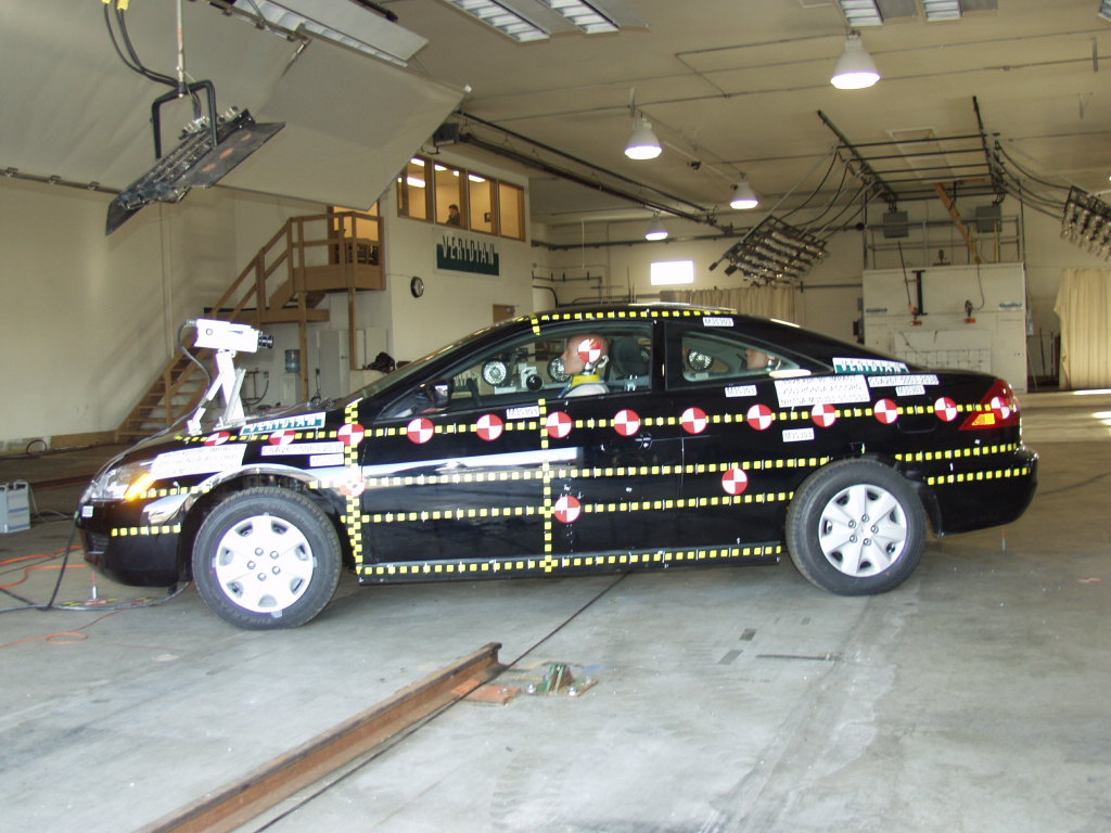 2003 HONDA ACCORD crash image 17