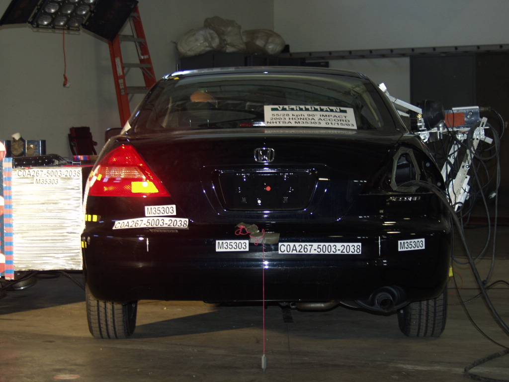 2003 HONDA ACCORD crash image 8