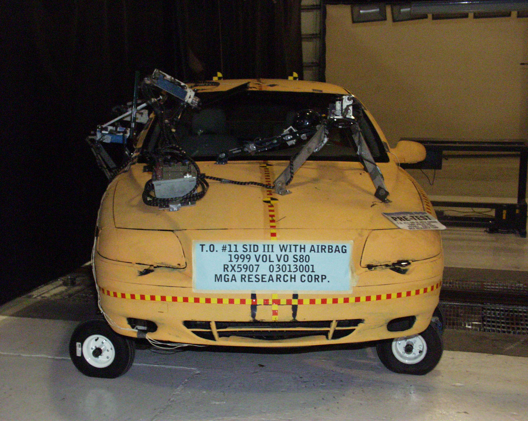 1999 VOLVO S80 crash image