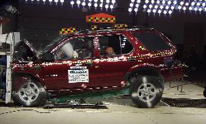 2003 ISUZU RODEO crash image