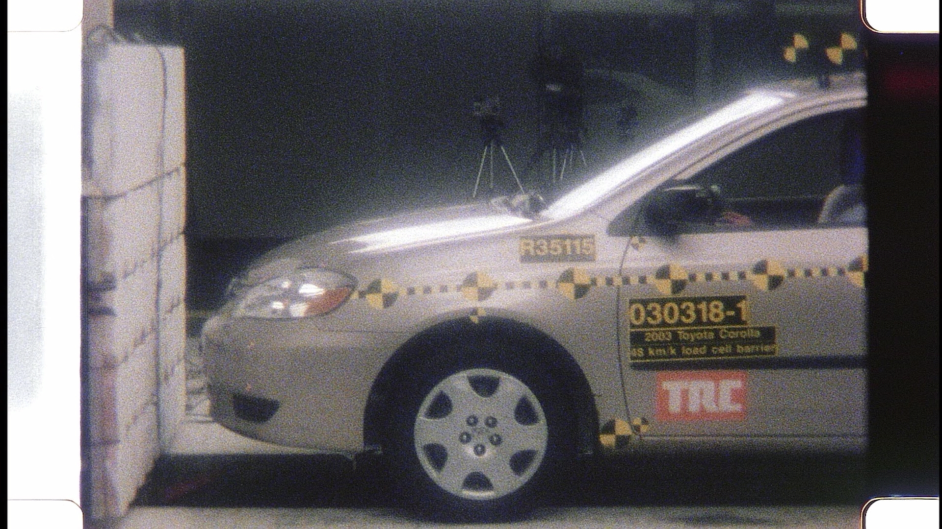 2003 TOYOTA COROLLA crash image