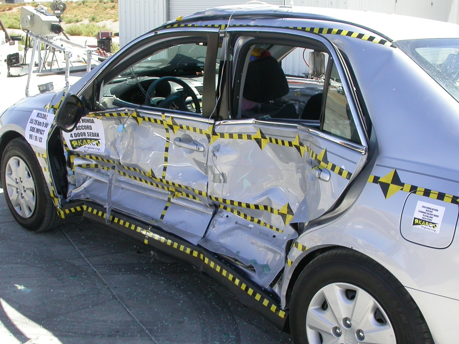2003 HONDA ACCORD crash image 24
