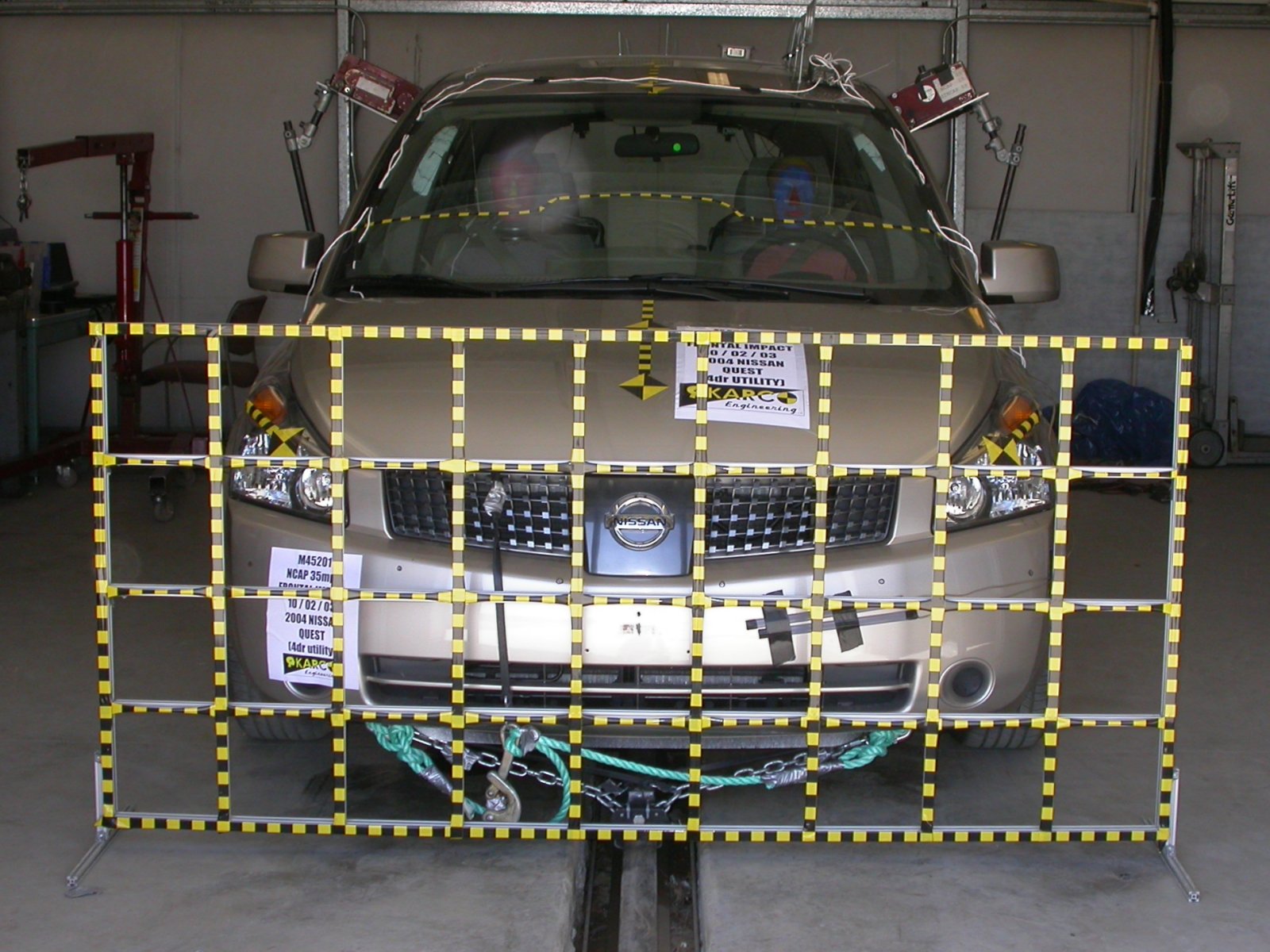 2004 NISSAN QUEST crash image