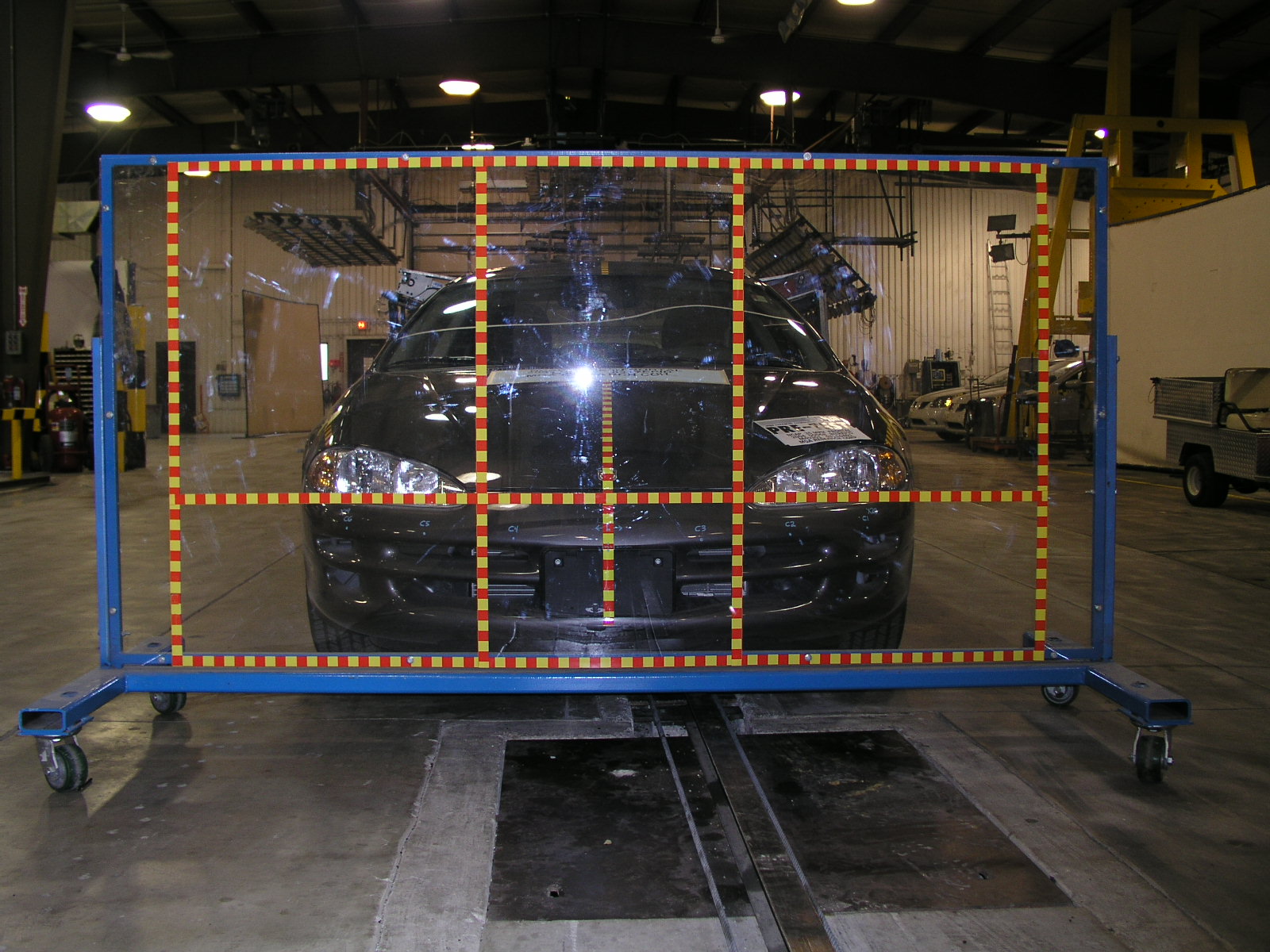 2004 DODGE INTREPID crash image