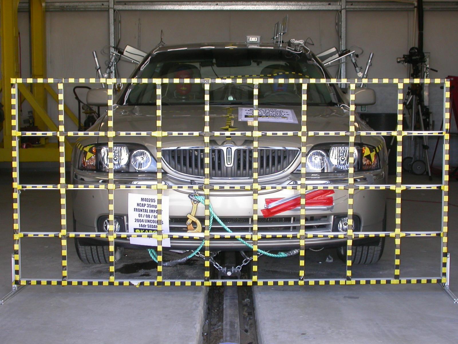 2004 LINCOLN LS crash image