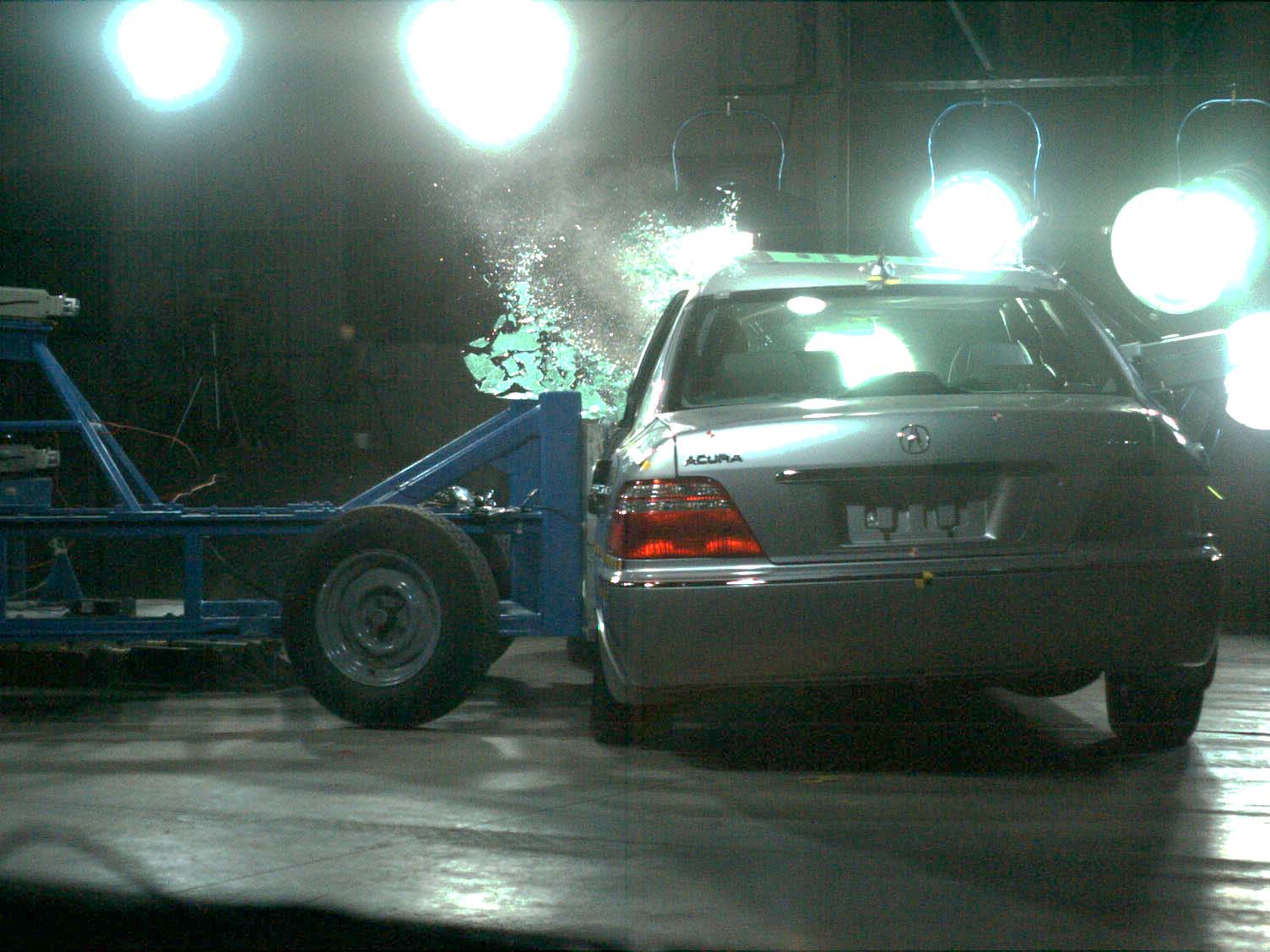 2004 ACURA 3.5 RL crash image