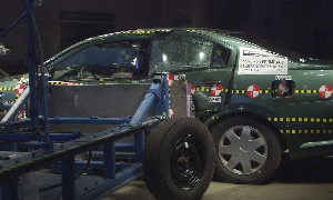 2004 MITSUBISHI GALANT crash image