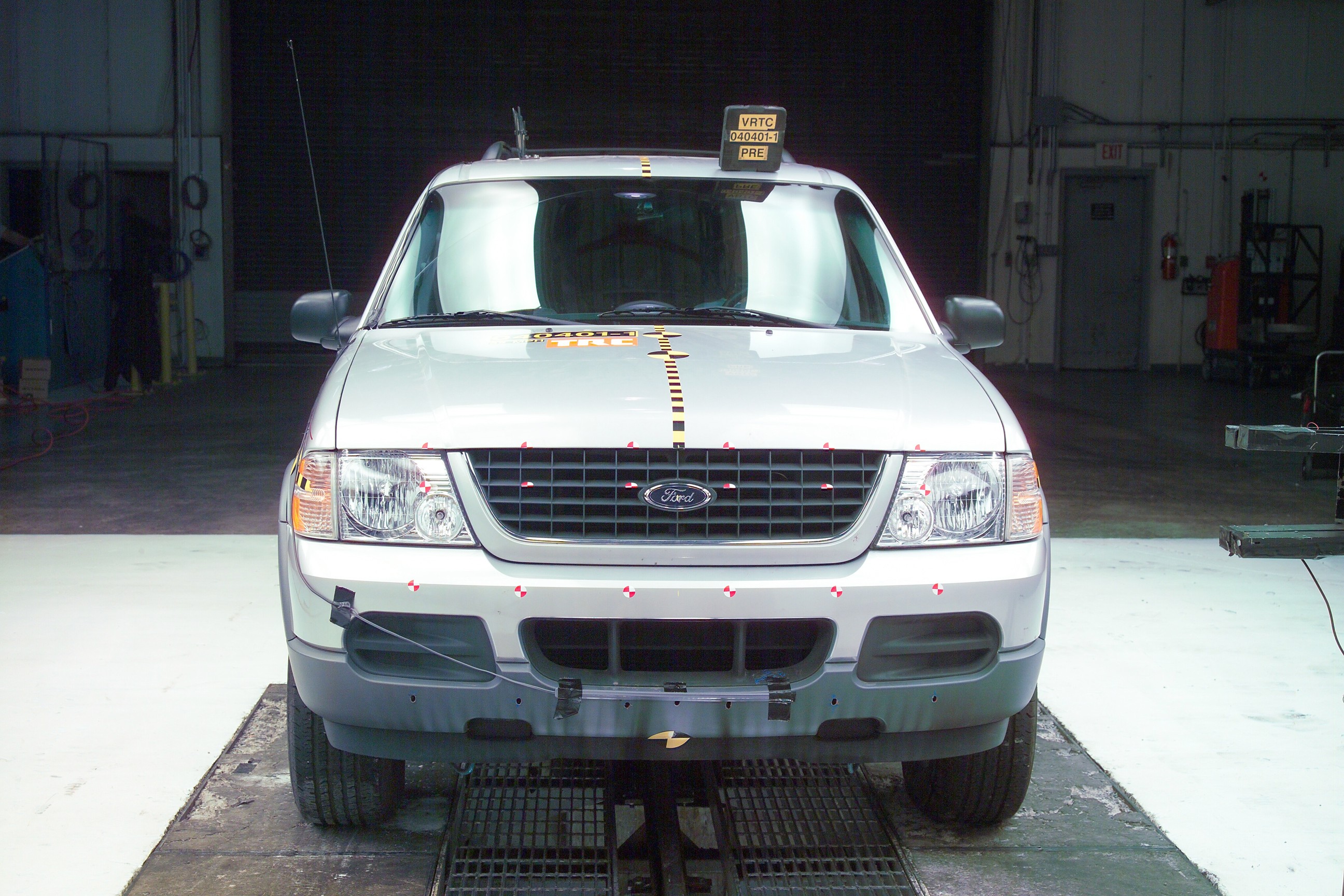 2002 FORD EXPLORER crash image