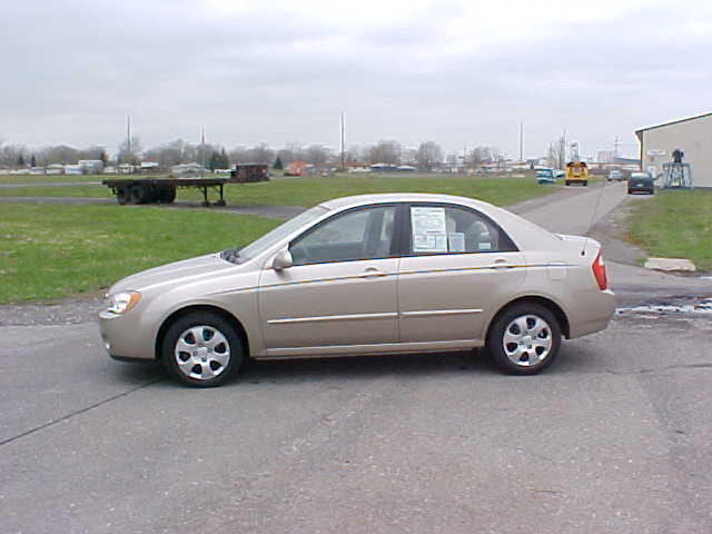 2004 KIA SPECTRA crash image