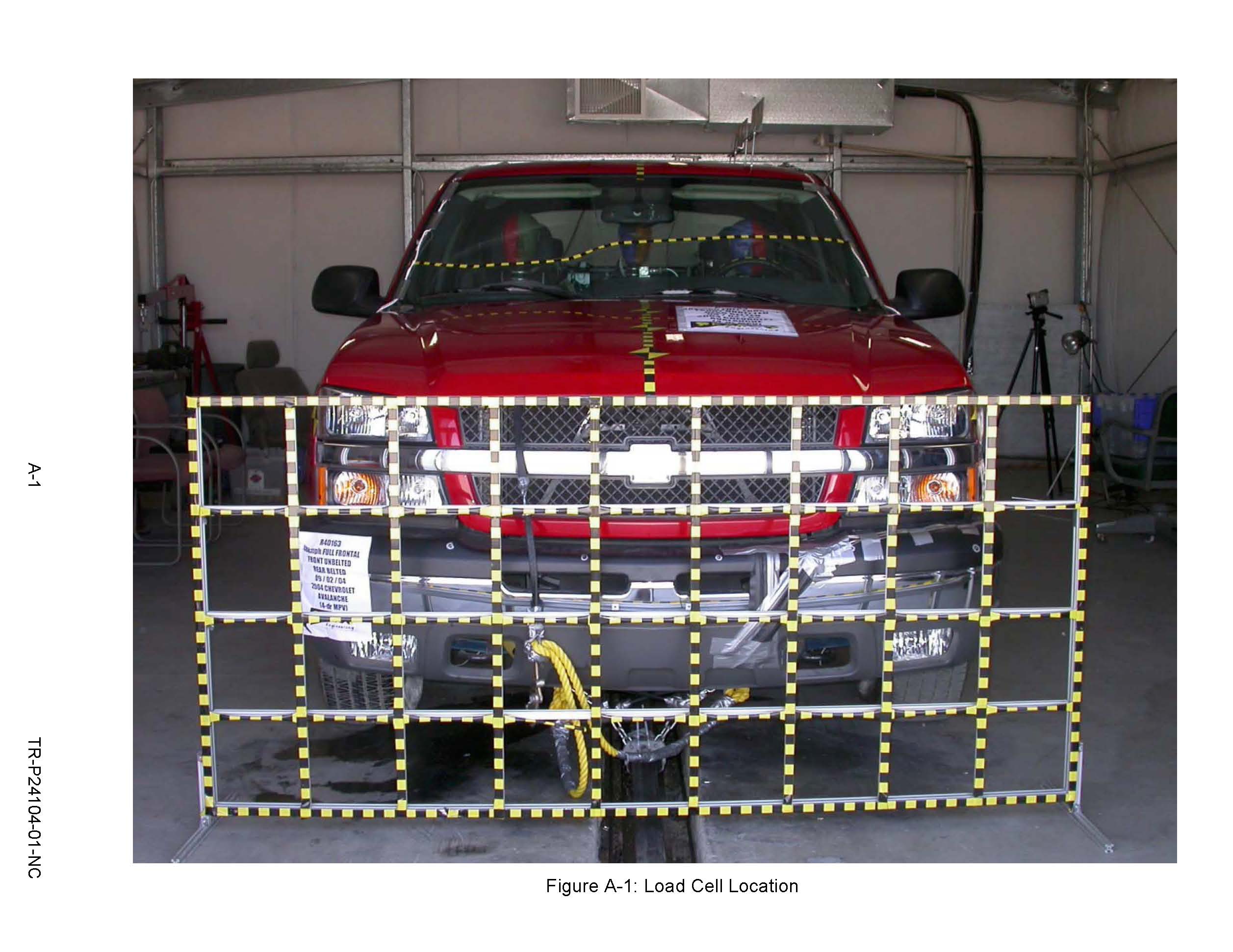 2004 CHEVROLET AVALANCHE crash image