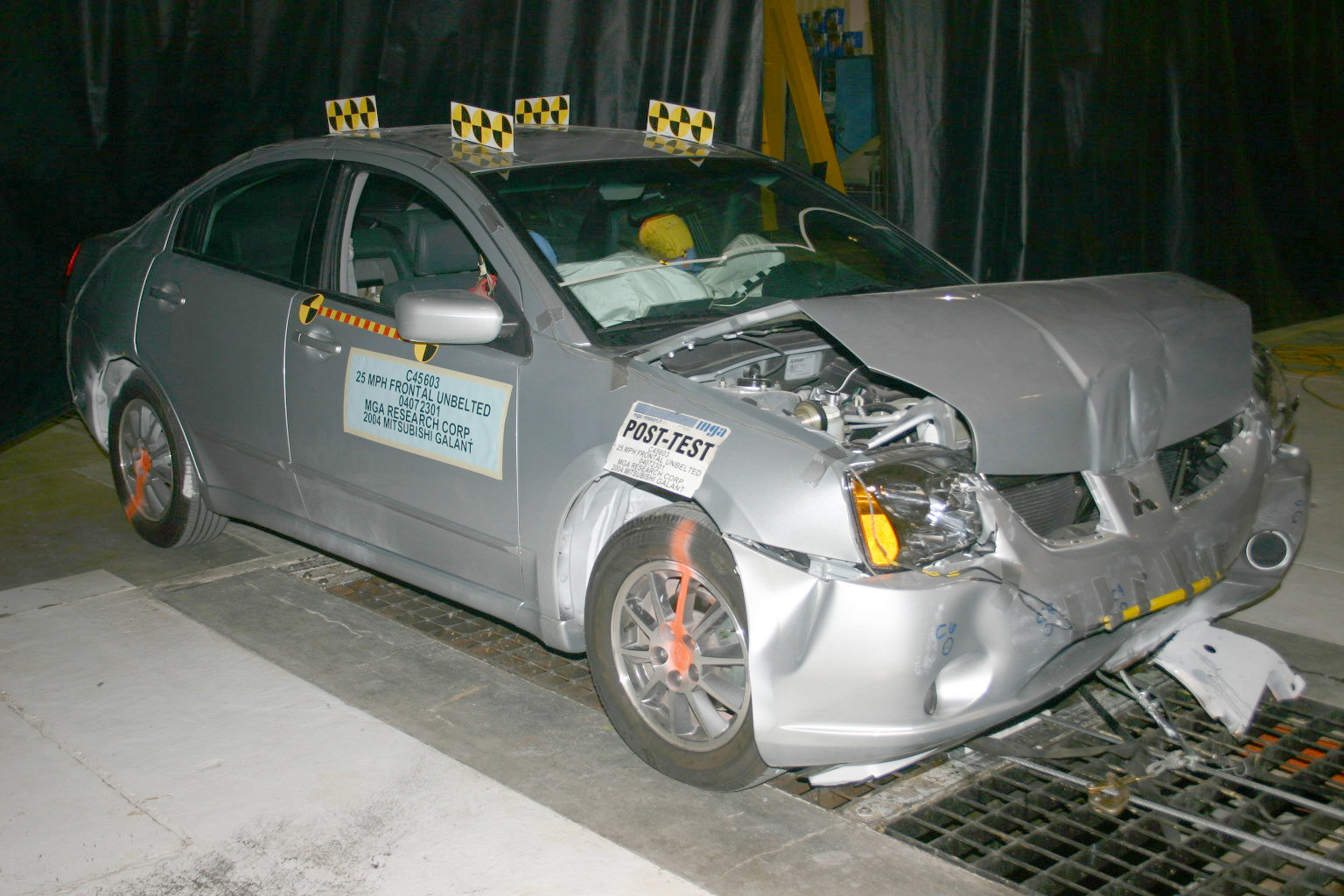 2004 MITSUBISHI GALANT crash image 10